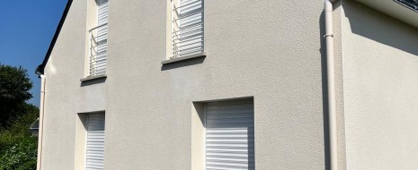 Rénovation façade : incolore & pignon coloré Ambon